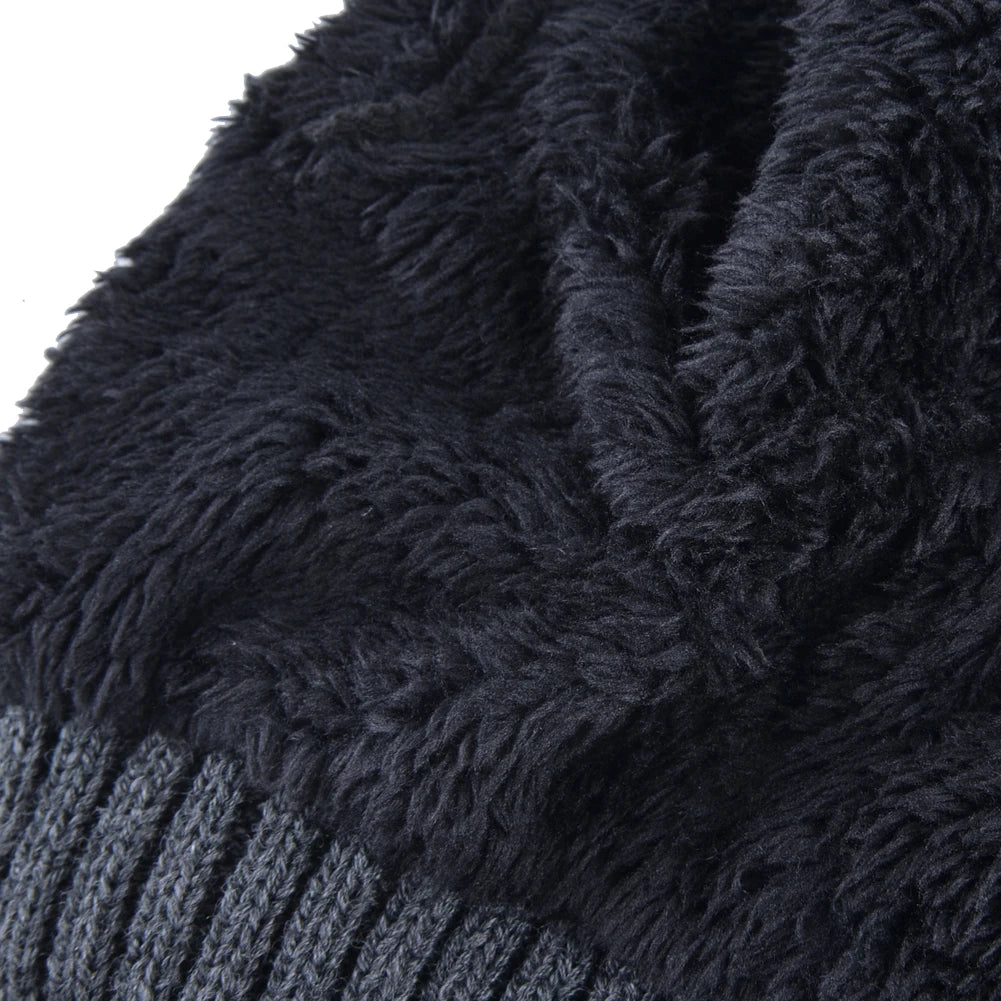 Winter Beanies Men Knitted Skull Pattern Solid Color Hat With Metal Skulls Skullies Beanies Men's Knit Thick Hats Add Velvet